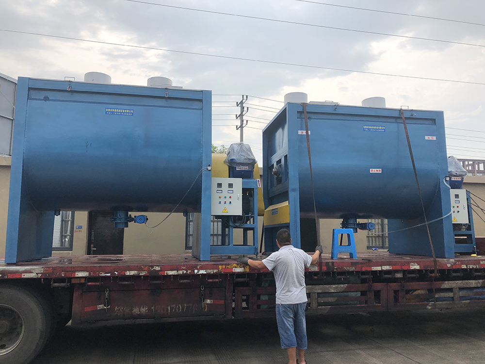 臥式攪拌機(jī) (13)